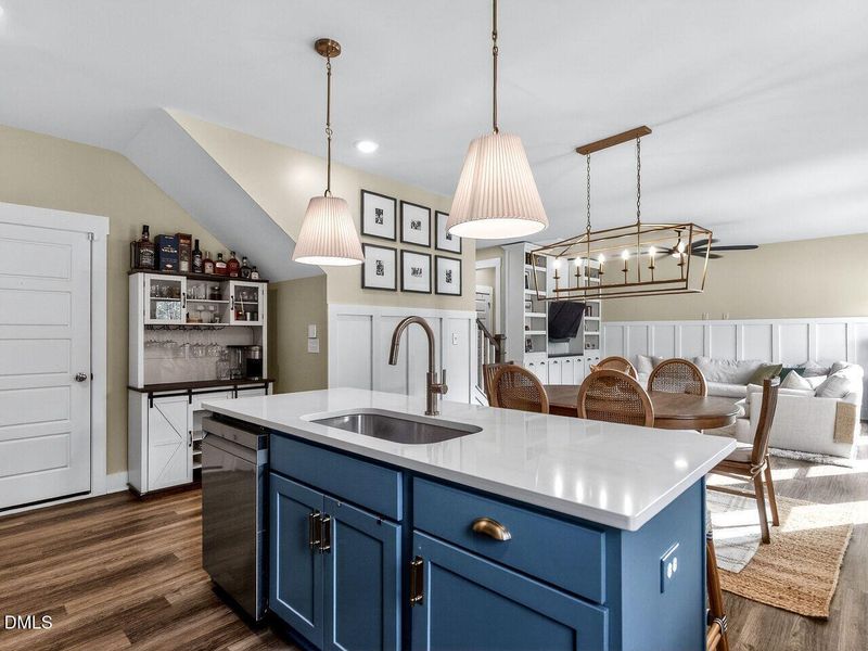 016-1280x960-kitchen