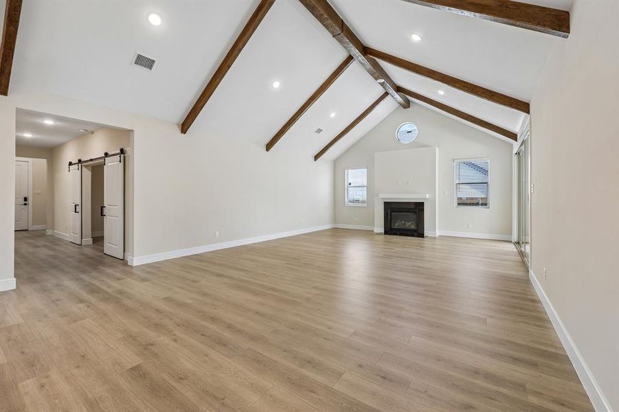 Spacious, unfurnished interior of a new home in Elevon, Lavon (Image 21). Spacious, unfurnished interior of a new home in Elevon, Lavon (Image 21).