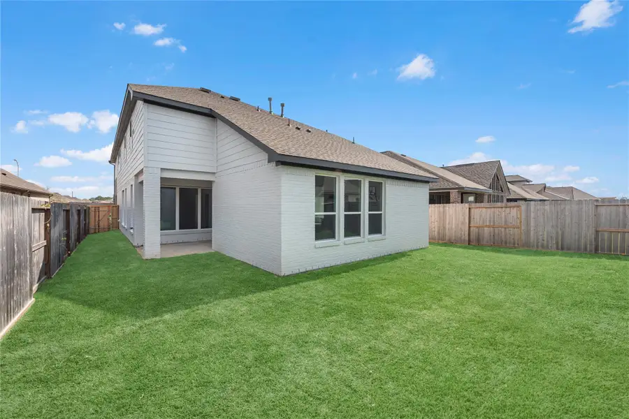 Representative image. Features, specifications, selections and colors may vary.