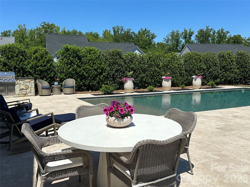 Community amenities in , Huntersville (Image 45).