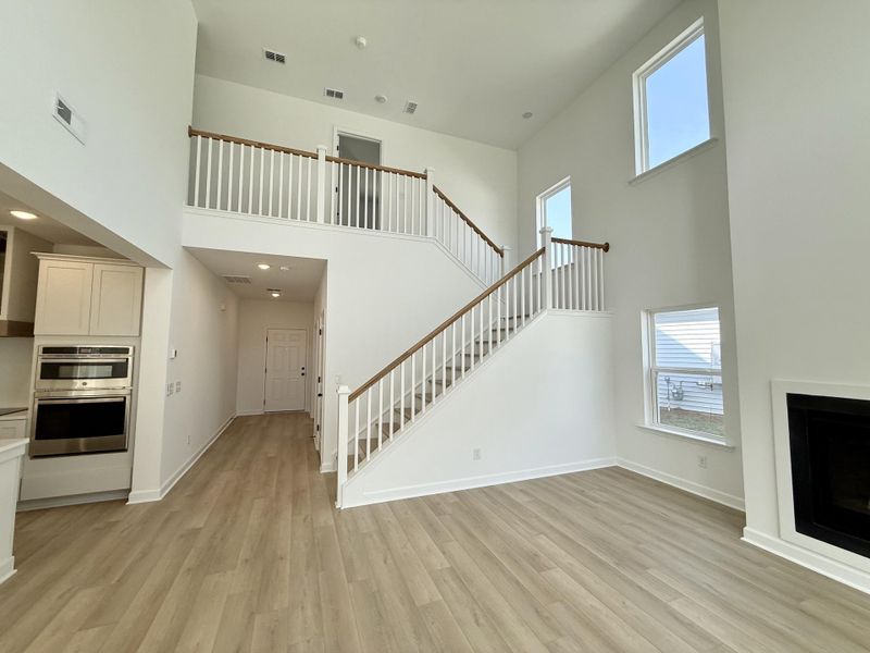 Spacious, unfurnished interior of a new home in , Summerville (Image 20).