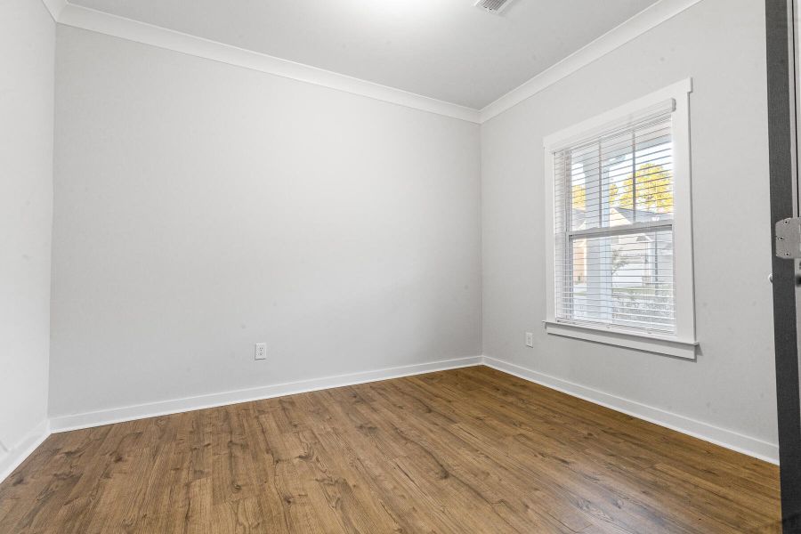 Spacious, unfurnished interior of a new home in , Summerville (Image 48).