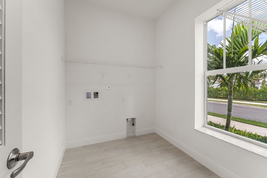 Representative unfurnished interior of a home built from the Dahlberg by Mattamy Homes in Newfield, Palm City (Image 16).