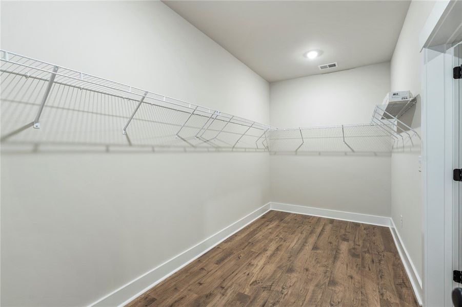 Spacious, unfurnished interior of a new home in Anderson County Homes, Belton (Image 16).