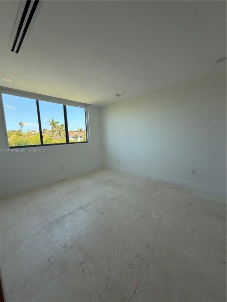 Image 26 of a home in .