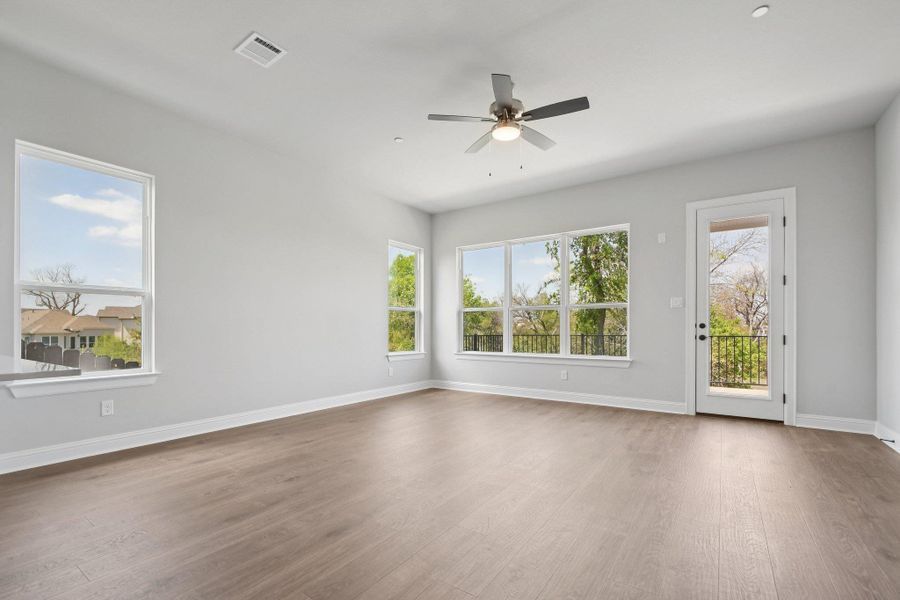 Spacious, unfurnished interior of a new home in Cross Creek, Cedar Park (Image 21).