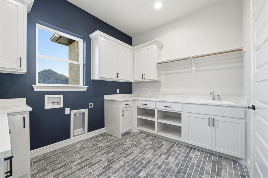 Furnished interior view inside a new home in , Decatur (Image 12).