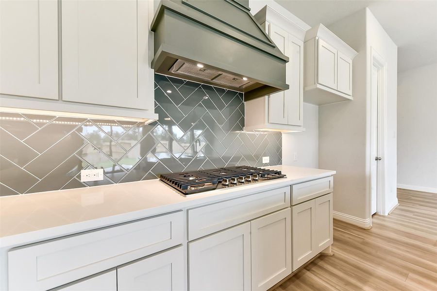 Furnished interior view inside a new home in Evergreen 50', Conroe (Image 3). Furnished interior view inside a new home in Evergreen 50', Conroe (Image 3).