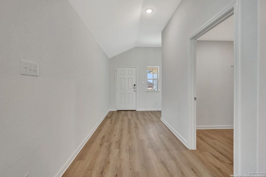 Spacious, unfurnished interior of a new home in Park Place, New Braunfels (Image 15). Spacious, unfurnished interior of a new home in Park Place, New Braunfels (Image 15).