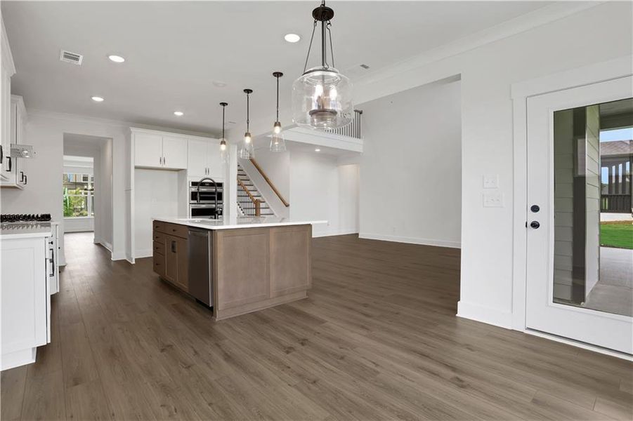Furnished interior view inside a new home in Twin Lakes, Hoschton (Image 11).