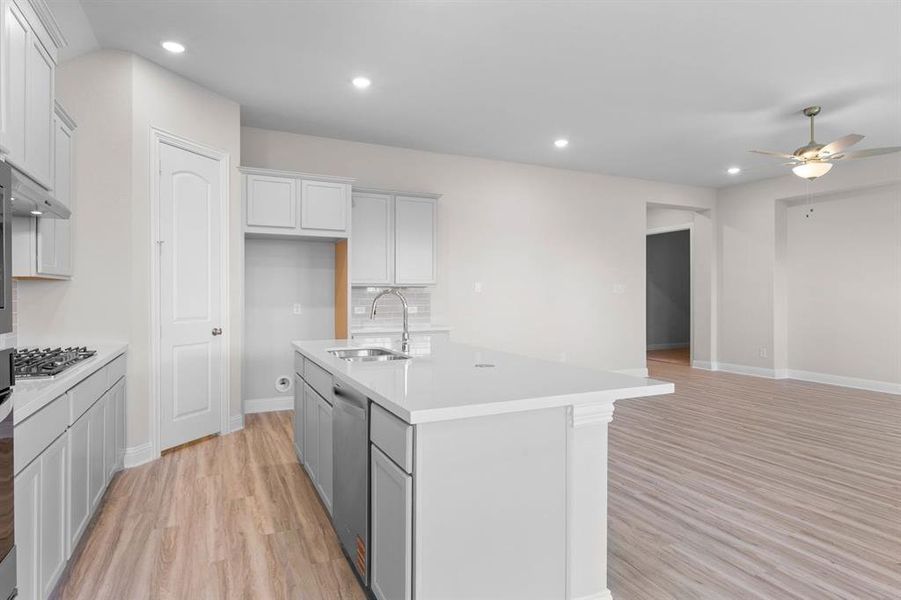 DAL_Solterra_Forest Hill_2005 Eagle Nest Drive (13)