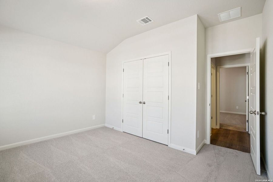 Spacious, unfurnished interior of a new home in Estancia Ranch - Classic Series, San Antonio (Image 29).