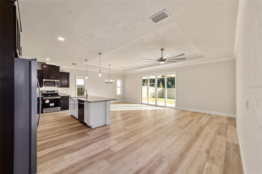 Spacious, unfurnished interior of a new home in , Gainesville (Image 21).