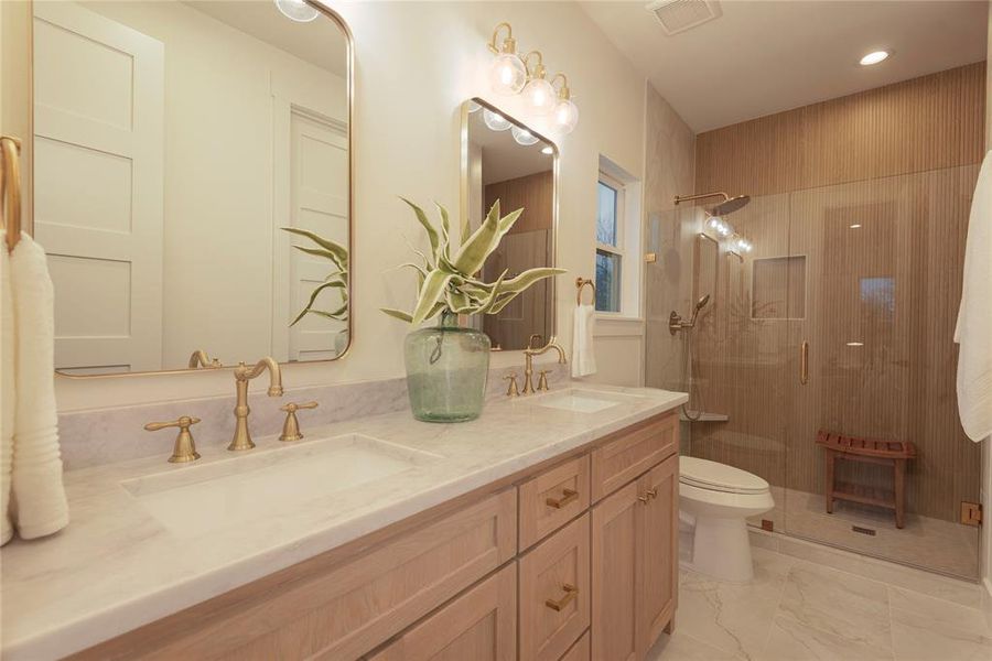 Furnished interior view inside a new home in , McKinney (Image 16).