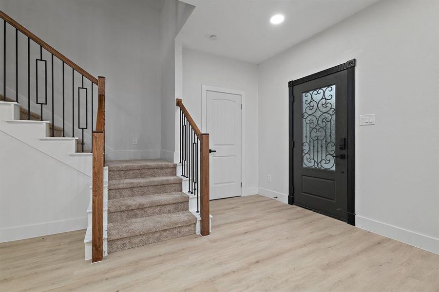 Furnished interior view inside a new home in , Rowlett (Image 11).