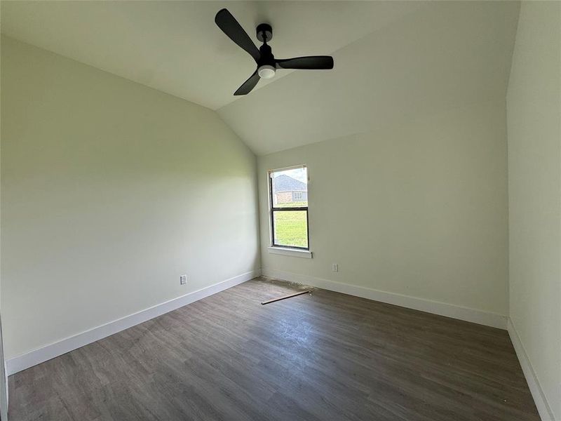 Spacious, unfurnished interior of a new home in Stillwater Lake Estates, Godley (Image 3).