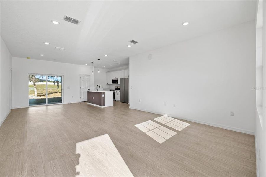 Spacious, unfurnished interior of a new home in , Poinciana (Image 28).