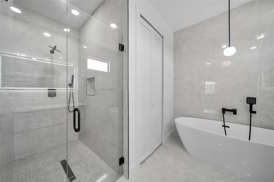Furnished interior view inside a new home in , Cape Coral (Image 8). Furnished interior view inside a new home in , Cape Coral (Image 8).