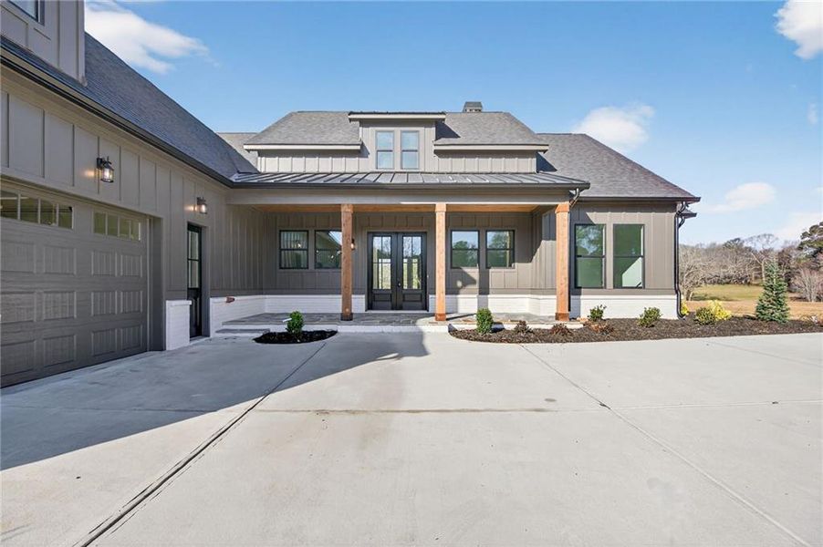 Exterior details and patio area of a home in , Dallas (Image 25).