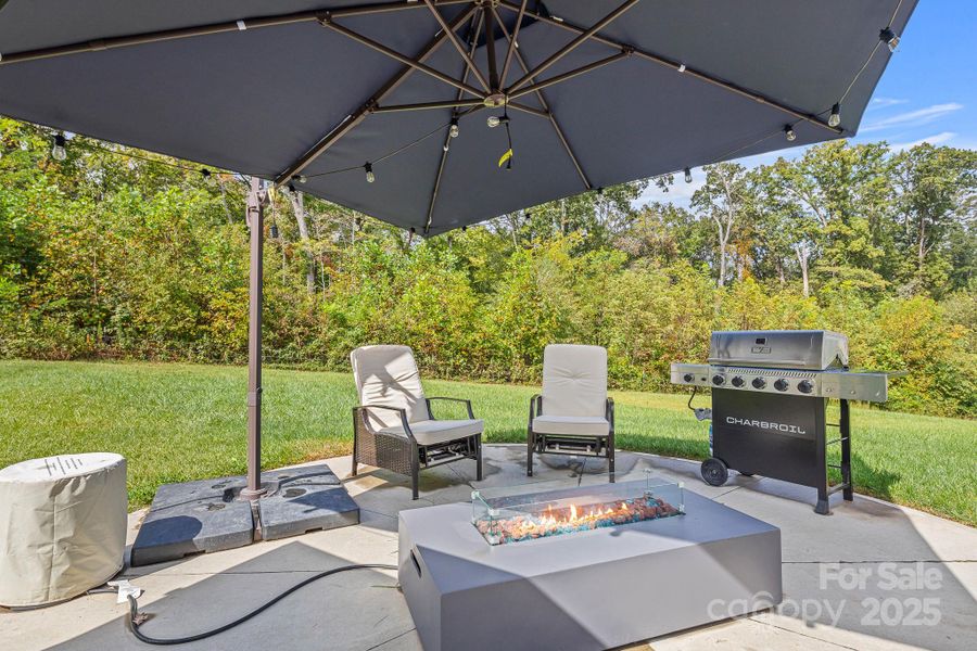 Community amenities in , Candler (Image 36).