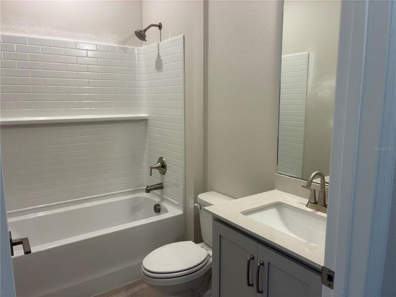 Furnished interior view inside a new home in Oakfield Trails, Parrish (Image 7). Furnished interior view inside a new home in Oakfield Trails, Parrish (Image 7).