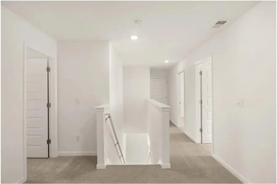 Spacious, unfurnished interior of a new home in Summerwind, Dacula (Image 18).