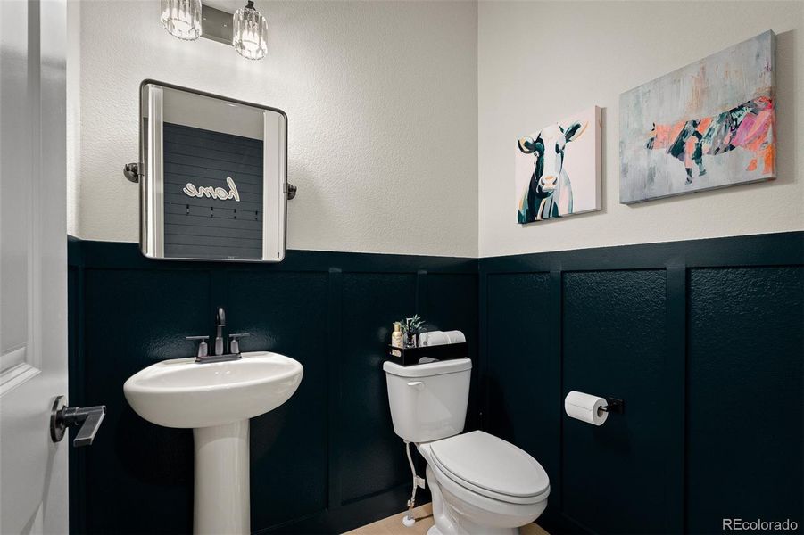 Furnished interior view inside a new home in , Colorado Springs (Image 10).