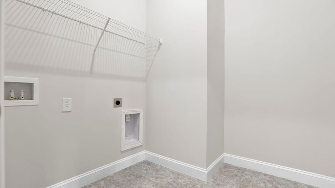 Spacious, unfurnished interior of a new home in Briargate, Fountain Inn (Image 36).