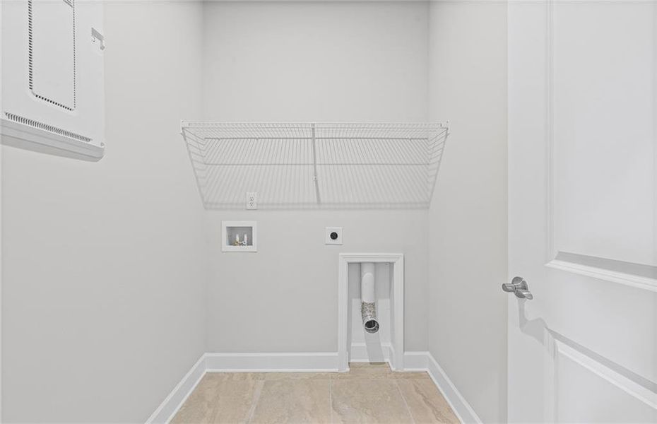 Spacious, unfurnished interior of a new home in Del Webb at Lake Oconee, Greensboro (Image 14).