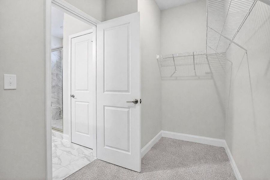 Spacious, unfurnished interior of a new home in , Homer (Image 14).