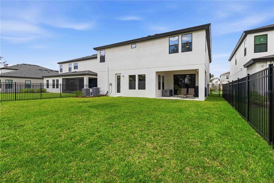 Exterior details and patio area of a home in Hawkstone, Lithia (Image 4). Exterior details and patio area of a home in Hawkstone, Lithia (Image 4).