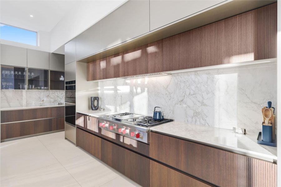 Furnished interior view inside a new home in , Parkland (Image 17).