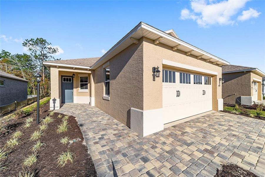 Exterior details and patio area of a home in , Ocala (Image 3). Exterior details and patio area of a home in , Ocala (Image 3).