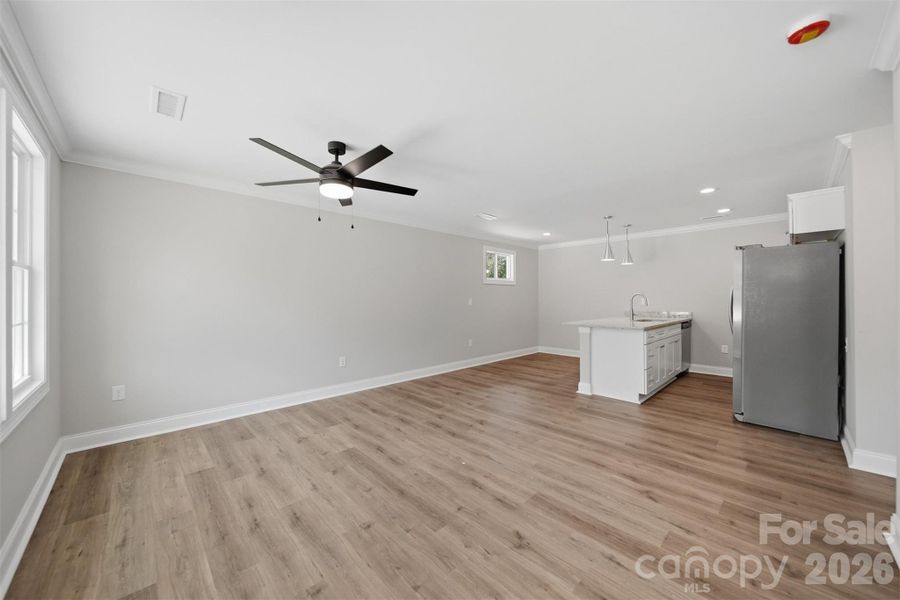 Spacious, unfurnished interior of a new home in , Hickory (Image 18).