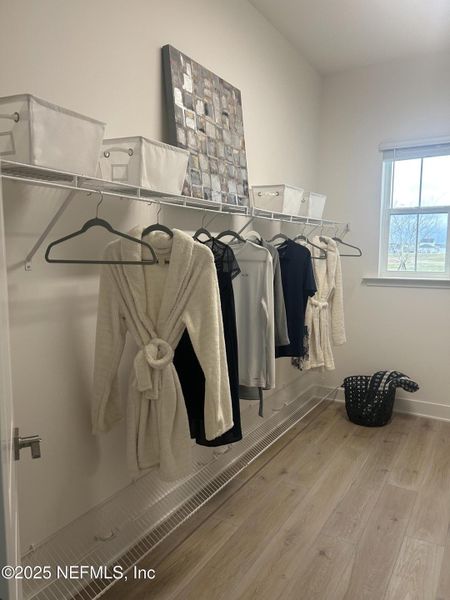 Close-up of interior finishes inside a home in Seven Pines, Jacksonville (Image 28).