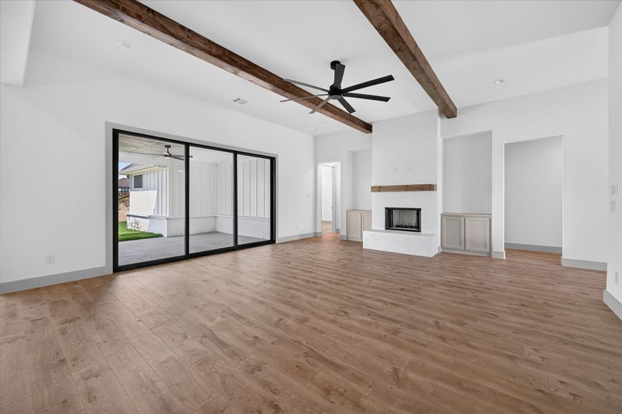 Spacious, unfurnished interior of a new home in Paloma Ranches, Justin (Image 13). Spacious, unfurnished interior of a new home in Paloma Ranches, Justin (Image 13).