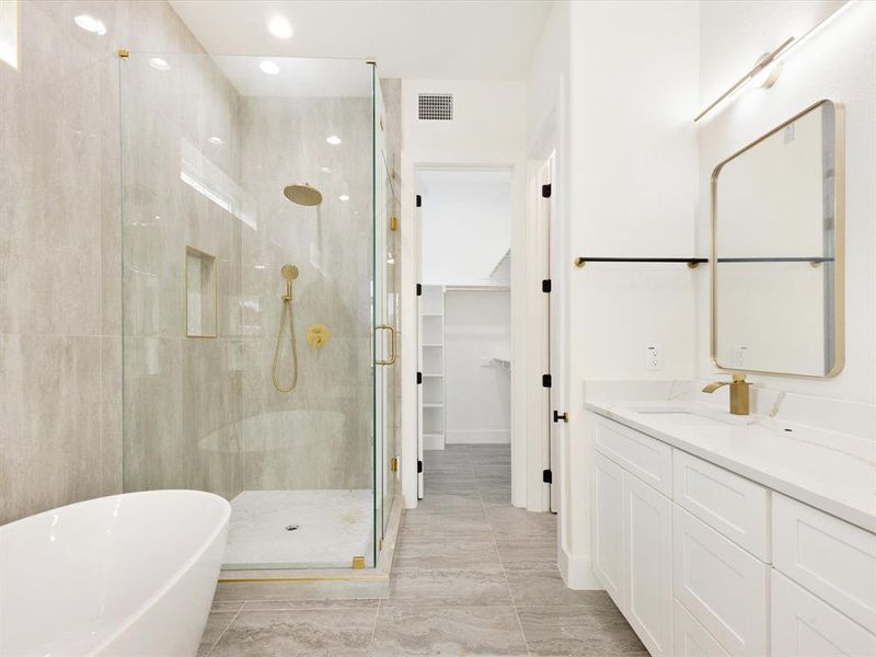 Furnished interior view inside a new home in , Dallas (Image 15).