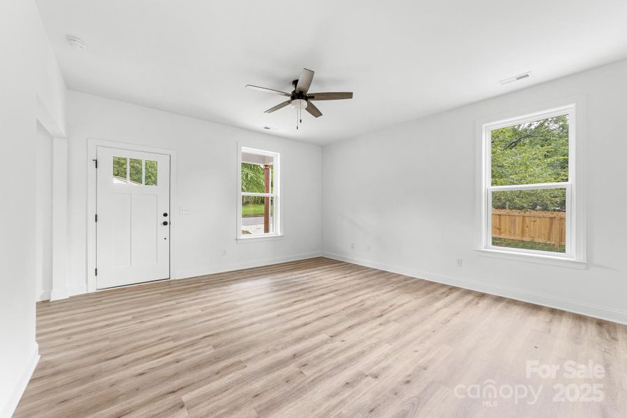 Spacious, unfurnished interior of a new home in , Shelby (Image 21).