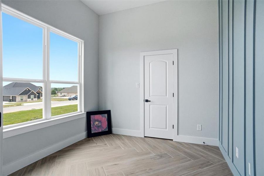 Spacious, unfurnished interior of a new home in , Springtown (Image 32).