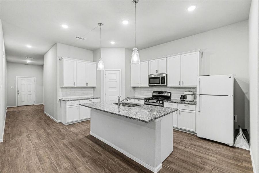 Furnished interior view inside a new home in , Fort Worth (Image 9).