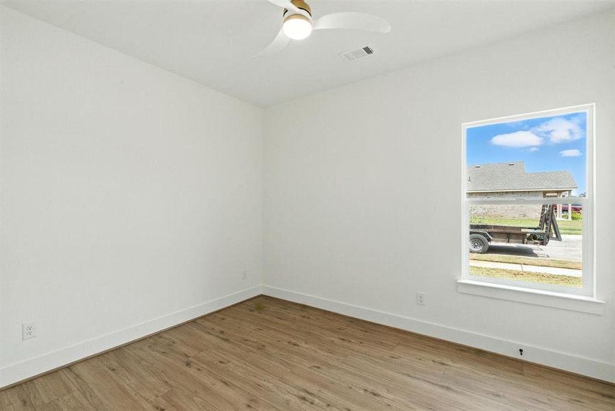 Spacious, unfurnished interior of a new home in , Springtown (Image 16).
