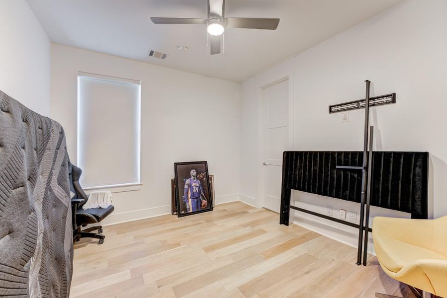 Furnished interior view inside a new home in Avondale, Houston (Image 12).