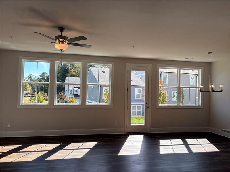 Image 5 of a home in .