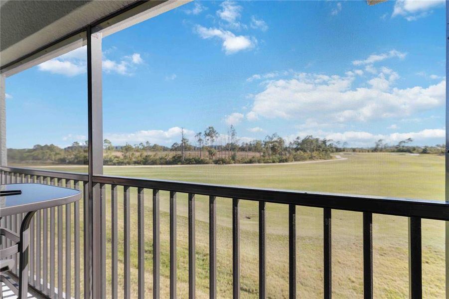 Exterior details and patio area of a home in , Venice (Image 23).