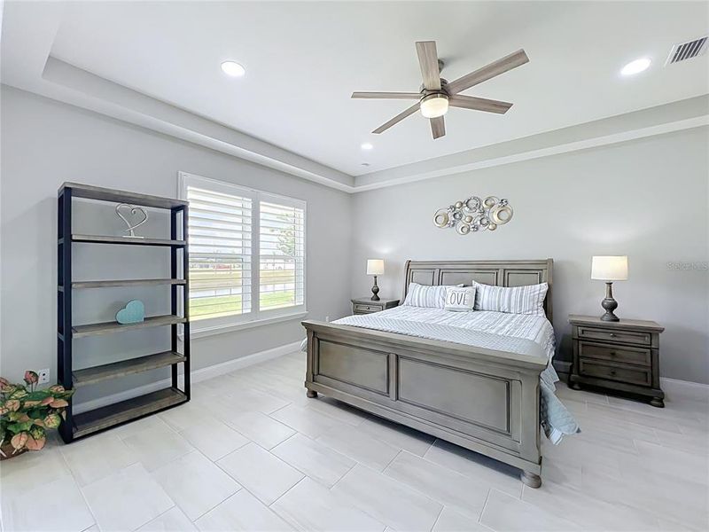 Furnished interior view inside a new home in The Reserve at Victoria, Deland (Image 60). Furnished interior view inside a new home in The Reserve at Victoria, Deland (Image 60).