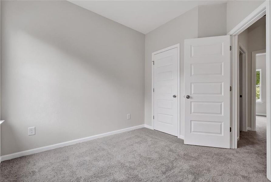 Spacious, unfurnished interior of a new home in Laurel Creek, Calhoun (Image 23).