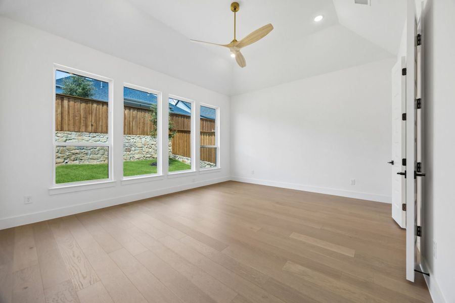 Spacious, unfurnished interior of a new home in StarView, Prosper (Image 40).