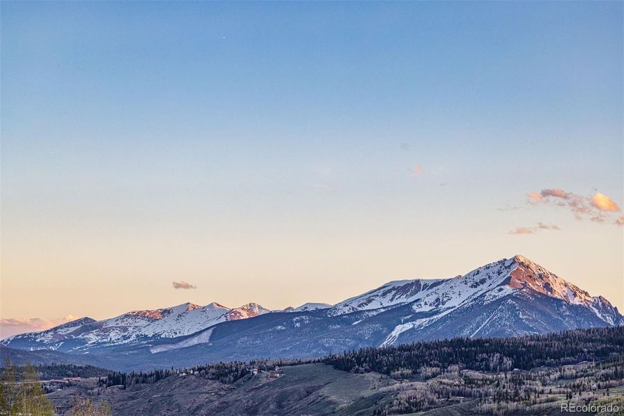 Image 47 of a home in .