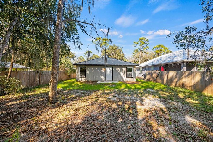 Exterior details and patio area of a home in , Gainesville (Image 20).
