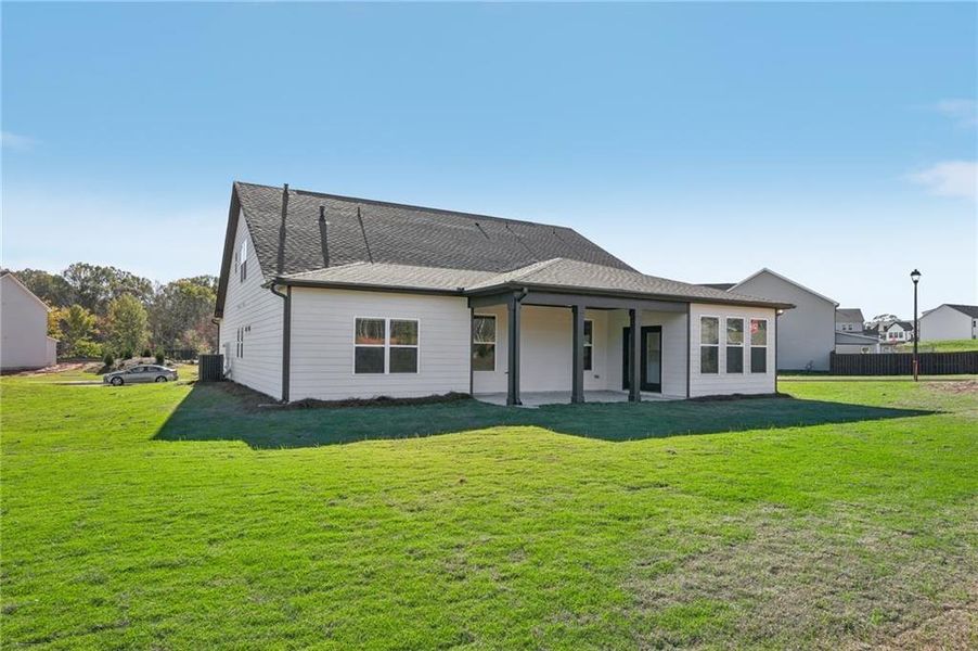 Exterior details and patio area of a home in Summerlin, Winder (Image 3).